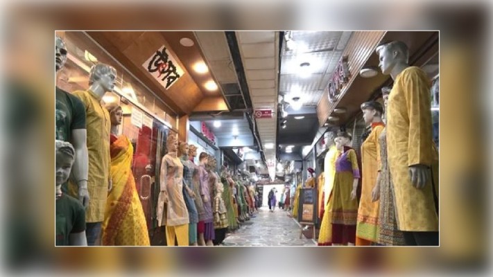 পরিবর্তন হলো দোকানপাট ও শপিংমল খোলা রাখার সময়সীমা