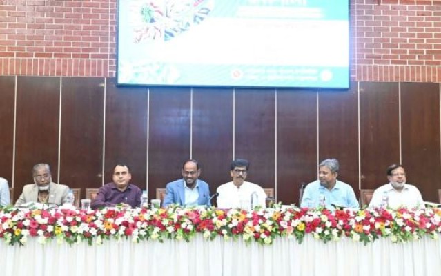 দেশি মাছের উৎপাদন বাড়াতে ও প্রজনন রক্ষায় পরিকল্পনা নেওয়া হয়েছে: কৃষিমন্ত্রী