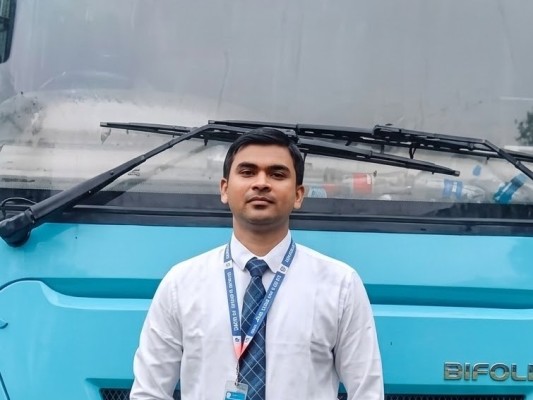 https://daily-bangladeshmirror.com/post/kubite-ratvr-rzag-deway-kshove-siniyrke-humki