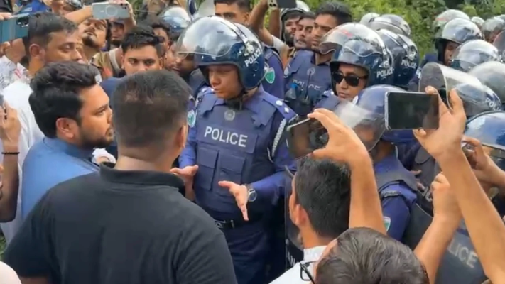 https://daily-bangladeshmirror.com/post/hbignje-ensipi-r-kendreez-oo-sthaneez-netrribrrinder-oopr-hamlar-teebr-ninda-oo-prtibad